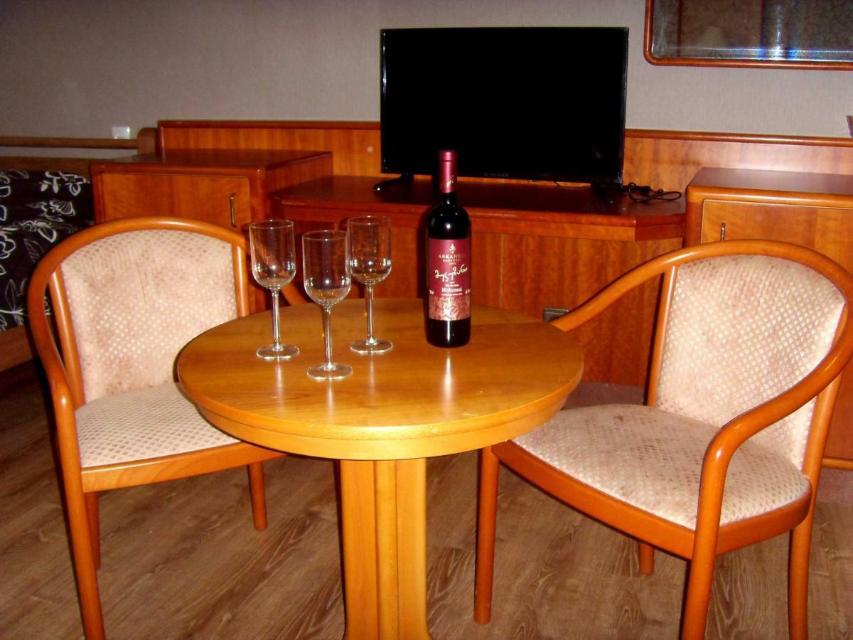 Hotel Nadikvari Tbilisi Zewnętrze zdjęcie